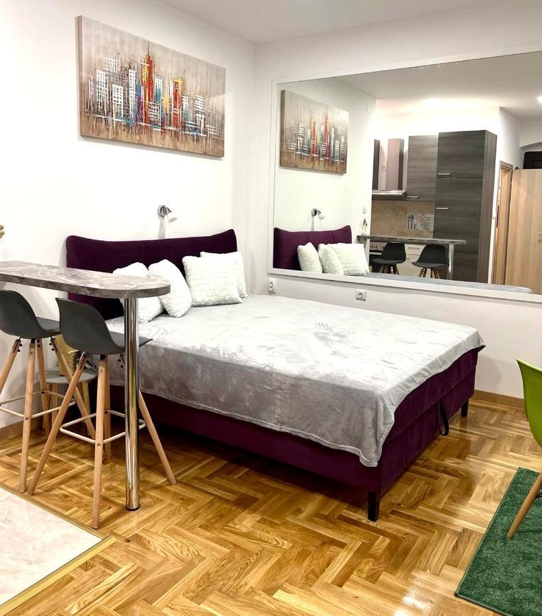 Sweet Studio Apartment Living In Риека Экстерьер фото