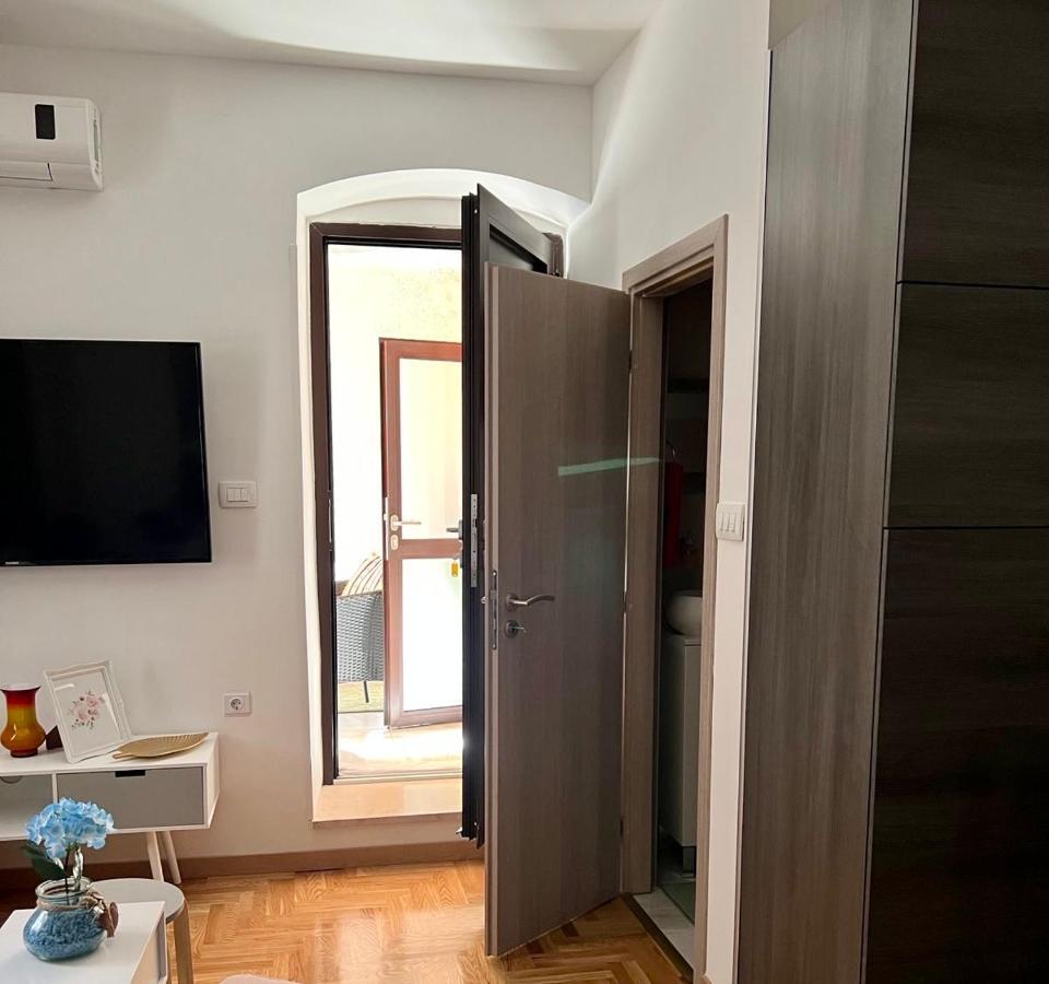 Sweet Studio Apartment Living In Риека Экстерьер фото